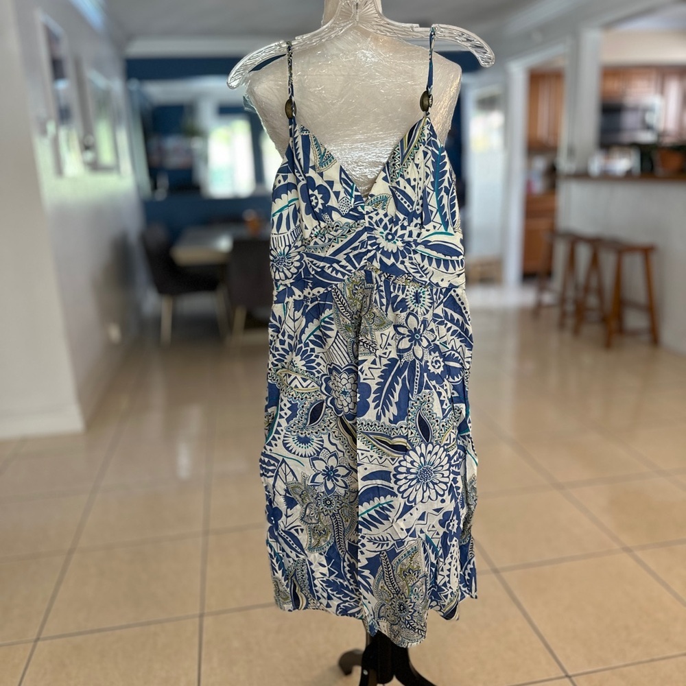 Ronni Nicole Blue and White Patterned Dress